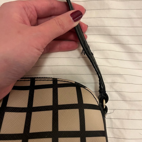 Kate Spade Crossbody - Picture 5 of 6